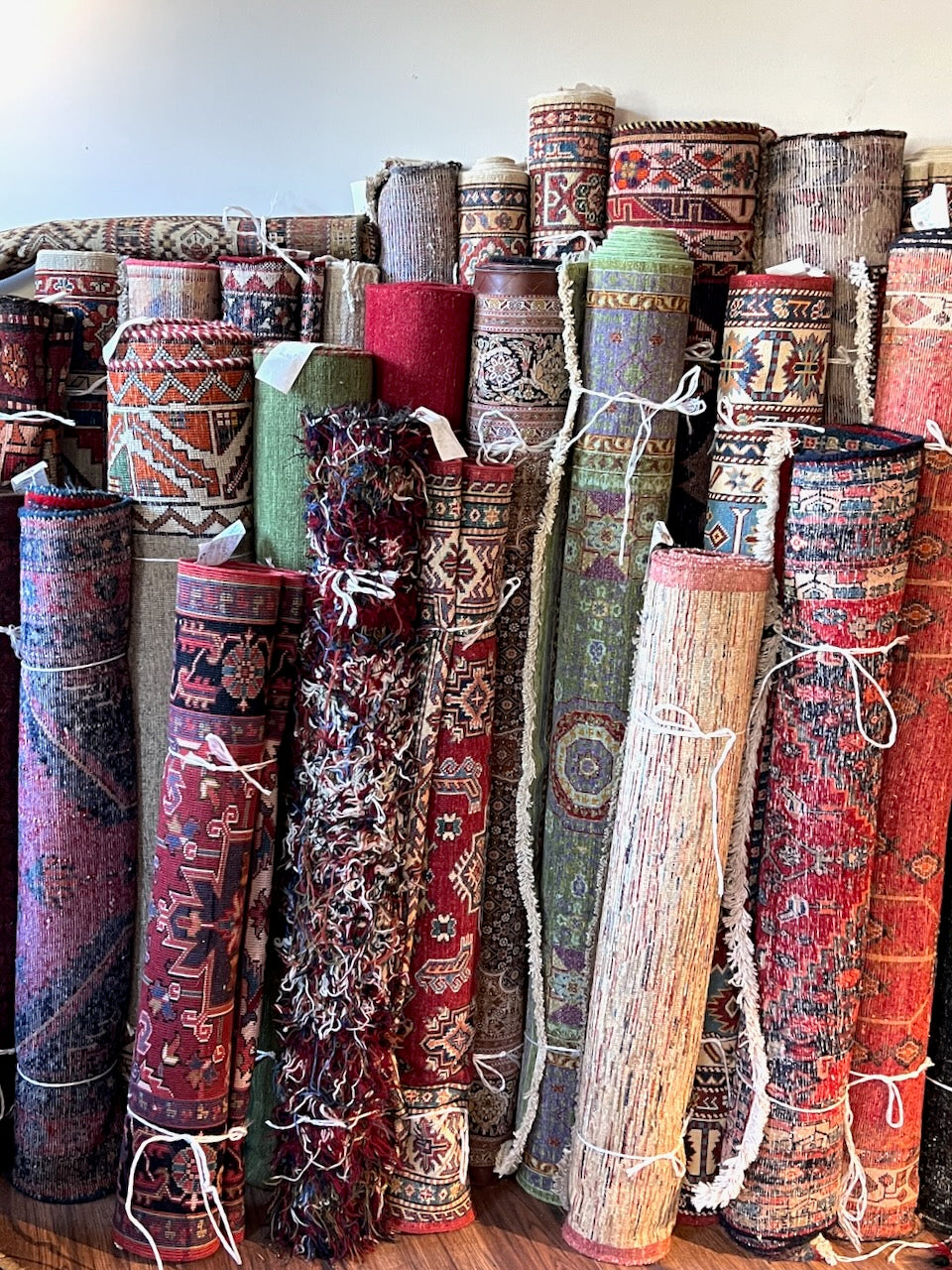 Rugnet's Guide to Selecting the Perfect Vintage Rug